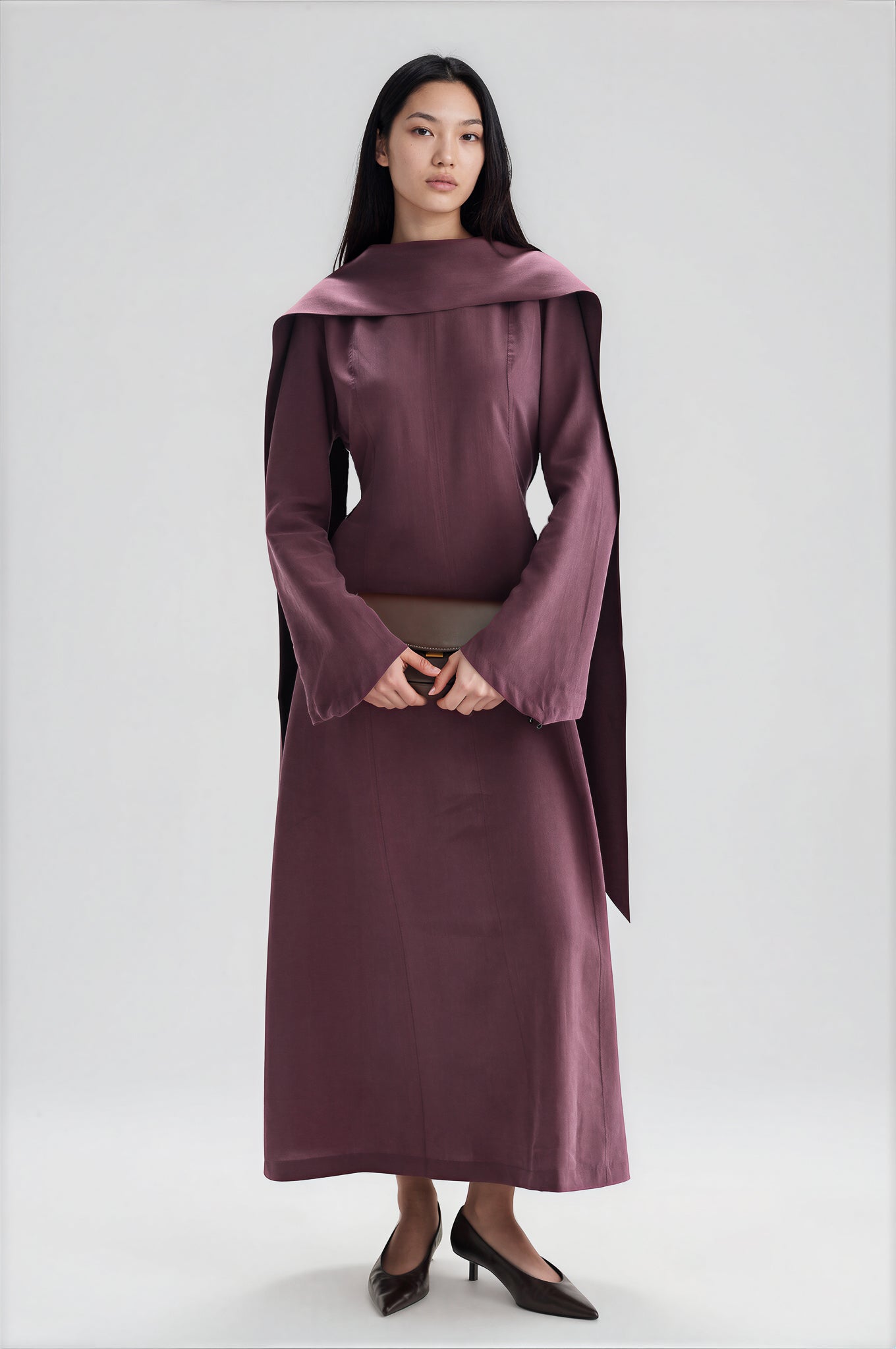 Maxikleid mit Schalkragen