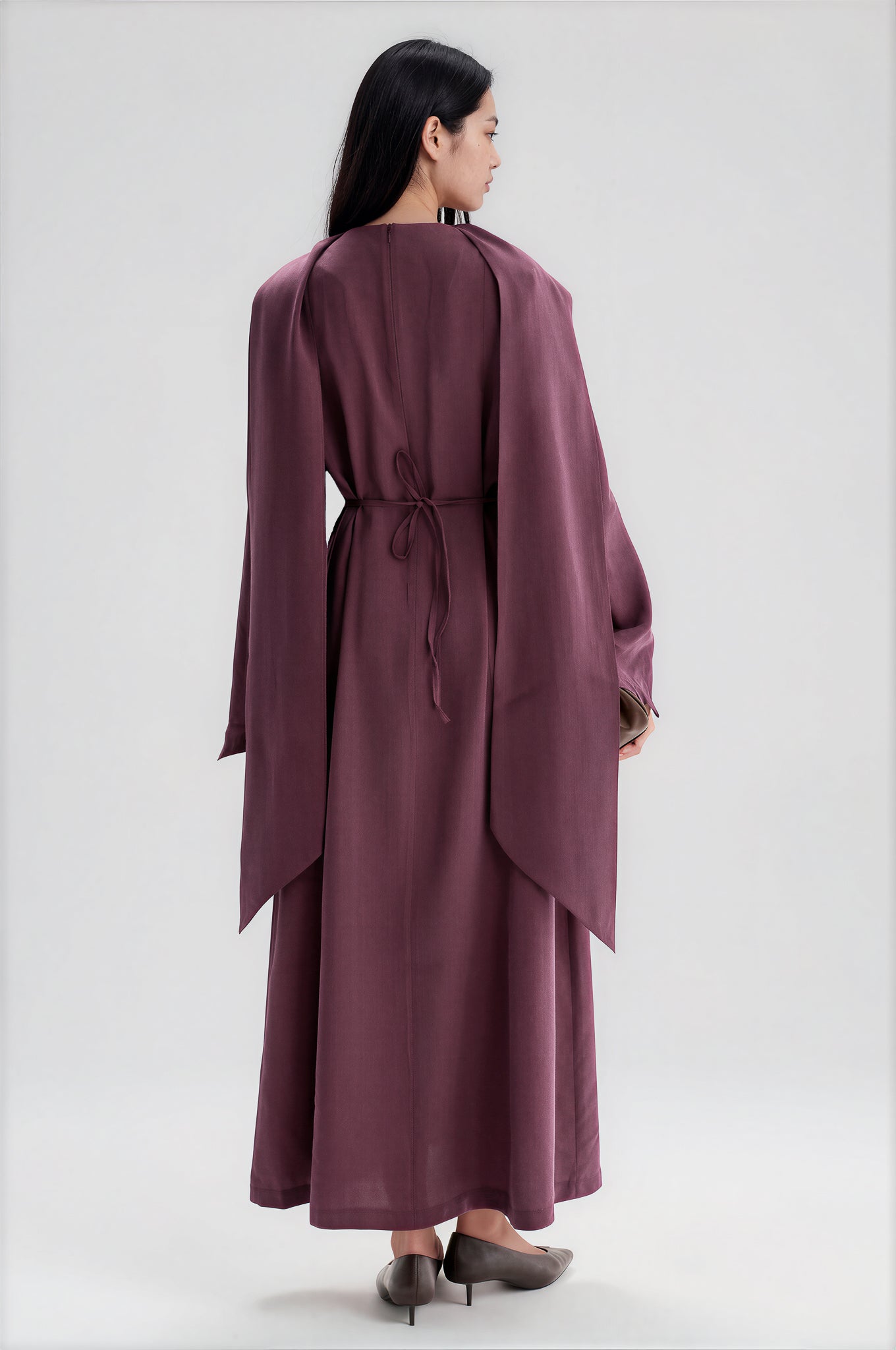 Maxikleid mit Schalkragen