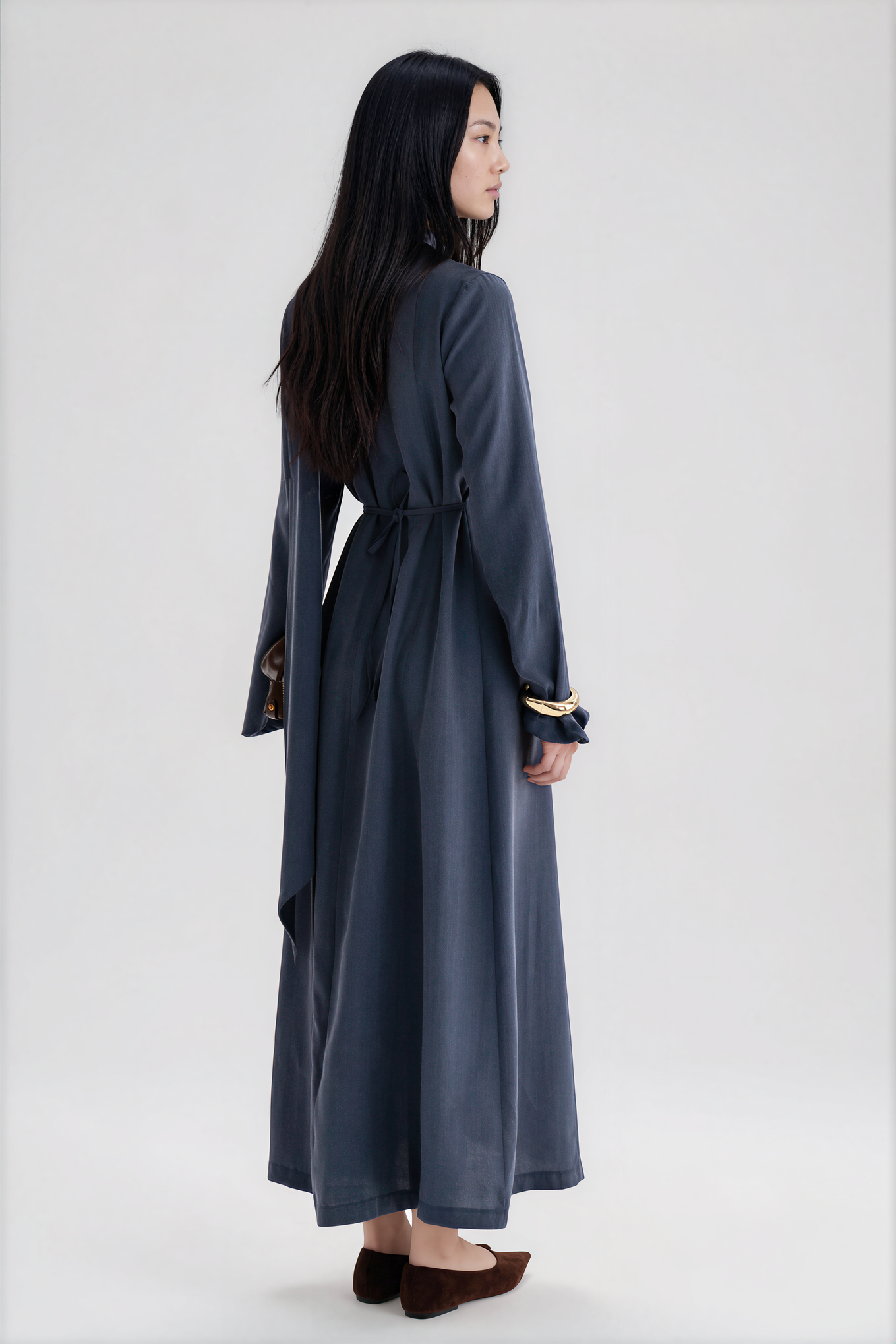 Maxikleid mit Schalkragen